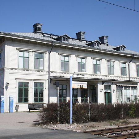 Stationshusets Hotell Och Cafe Köping Εξωτερικό φωτογραφία