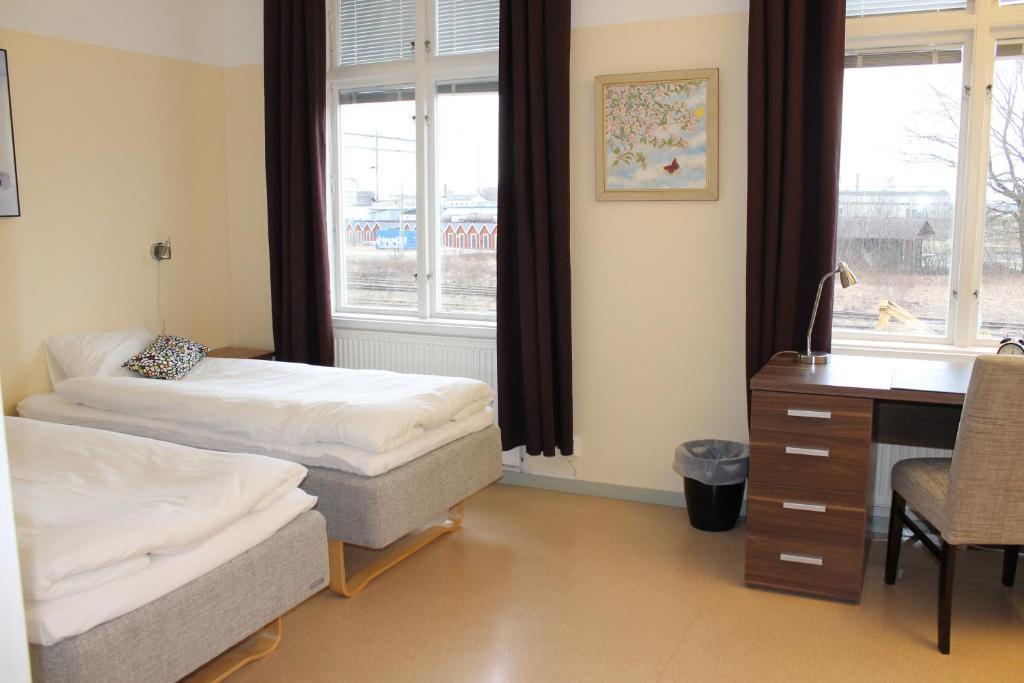 Stationshusets Hotell Och Cafe Köping Δωμάτιο φωτογραφία