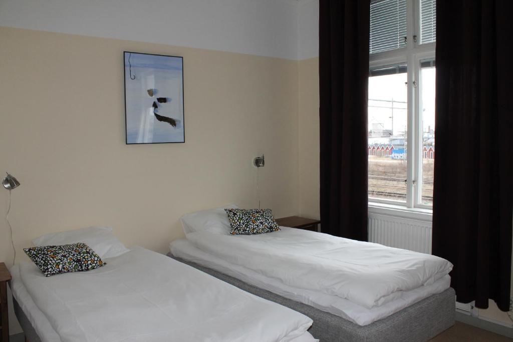 Stationshusets Hotell Och Cafe Köping Δωμάτιο φωτογραφία